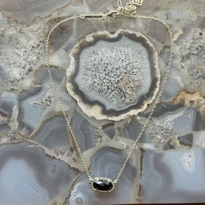 NWT Kendra Scott Elisa Gold Pendant Necklace in Black